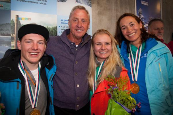 winnaars met Johan Cruijff origineel